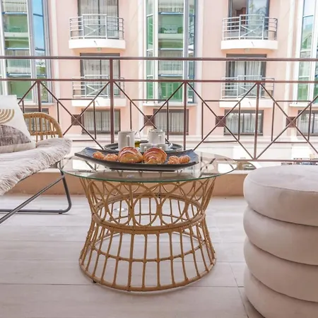 Le Maubourg - Hypercentre - 150m Croisette - Ac Appartement *