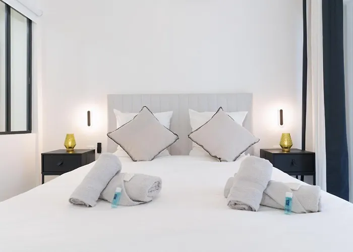 Apartament Le Maubourg - Hypercentre - 150m Croisette - Ac Cannes